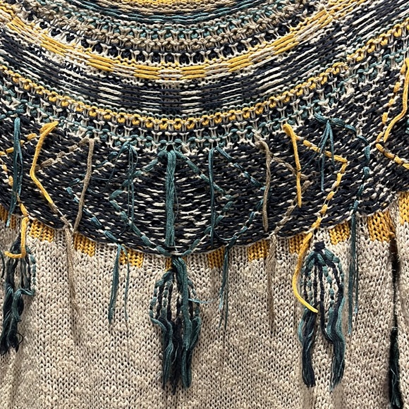 Aztec style sweater. Brand is gimmicks by BKE. Multi coloured - Picture 3 of 3